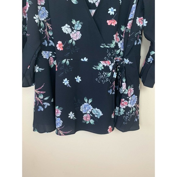 NEW City Chic Black Floral Printed Wrap Blouse Ruffle Sleeve Vneck Boho Size 18 - Picture 5 of 12